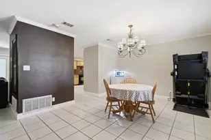 417 NW Sherry Circle, Fort Walton Beach, FL 32548 - Photo 3