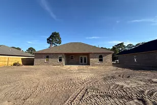 565 W Pine St, Mary Esther, FL 32569 - Photo 9