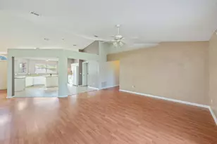 484 Jillian Dr, Crestview, FL 32536 - Photo 11