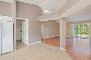 484 Jillian Dr, Crestview, FL 32536 - Photo 13