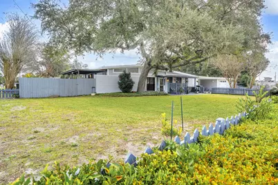 111 SW Cedar Avenue, Fort Walton Beach, FL 32548 - Photo 1
