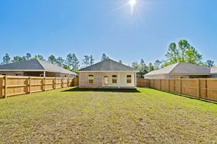 3806 Golden Acres Cir, Crestview, FL 32539 - Photo 9