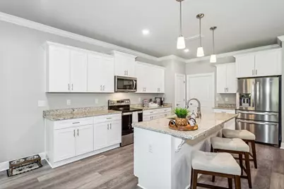 7607 Hatteras Drive, Navarre, FL 32566 - Photo 15