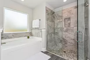 7607 Hatteras Dr, Navarre, FL 32566 - Photo 23