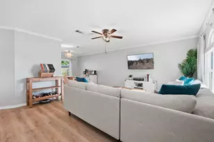 986 John Wayne Cir, Fort Walton Beach, FL 32547 - Photo 5