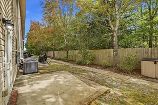 2176 Hadleigh Hills Ct, Navarre, FL 32566 - Photo 37
