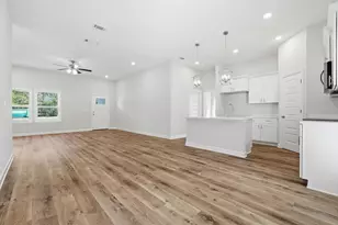 6136 Clover St, Crestview, FL 32539 - Photo 5