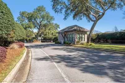 4577 Castlewood Lane, Niceville, FL 32578 - Photo 41