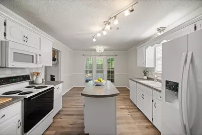 4577 Castlewood Lane, Niceville, FL 32578 - Photo 23