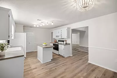 4577 Castlewood Lane, Niceville, FL 32578 - Photo 17