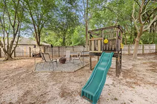 4577 Castlewood Ln, Niceville, FL 32578 - Photo 59