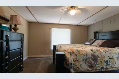 102 W Snapdragon Street, Defuniak Springs, FL 32433 - Photo 11