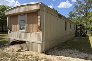 102 W Snapdragon St, Defuniak Springs, FL 32433 - Photo 21