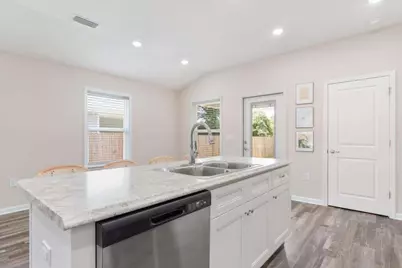 952 Mapoles Street, Crestview, FL 32536 - Photo 15