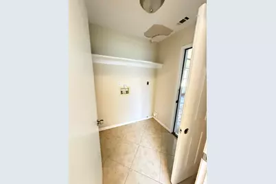 1512 W Mariah Way, Fort Walton Beach, FL 32547 - Photo 11