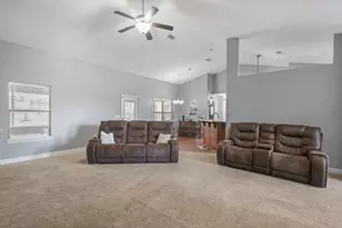 2341 Barberee Dr, Crestview, FL 32536 - Photo 9