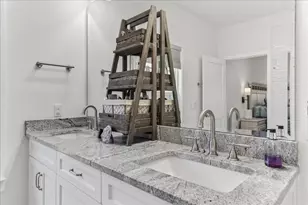 6724 Kempton St, Navarre, FL 32566 - Photo 33