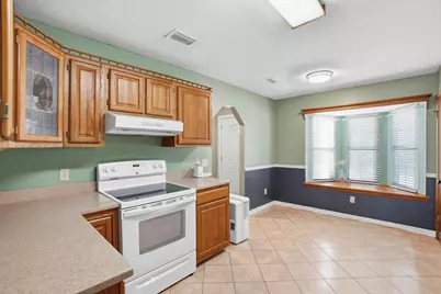103 Grand Prix, Crestview, FL 32536 - Photo 13