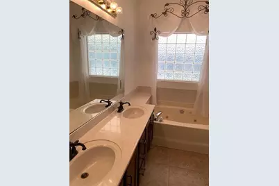 136 Gail La, Fort Walton Beach, FL 32547 - Photo 13