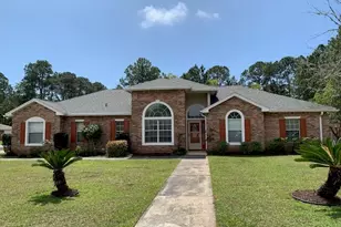 136 Gail La, Fort Walton Beach, FL 32547 - Photo 1