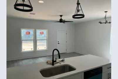161 S Booker Street #UNIT A + B, Crestview, FL 32536 - Photo 11