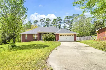 531 Gallant Fox Lane, Crestview, FL 32539 - Photo 1