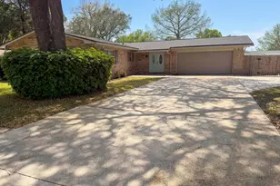 636 NE Merioneth Dr, Fort Walton Beach, FL 32547 - Photo 15