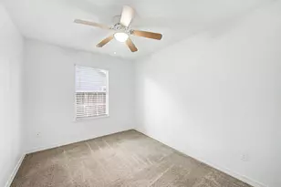 402 Apple Dr, Crestview, FL 32536 - Photo 19