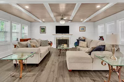 221 S Lorraine Drive, Mary Esther, FL 32569 - Photo 1