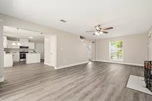 801 Forest Cove Ct, Mary Esther, FL 32569 - Photo 9