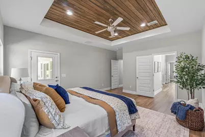 8300 Tavira Street, Navarre, FL 32566 - Photo 15