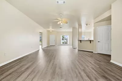 2273 Lewis Street, Crestview, FL 32536 - Photo 9