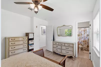 353 Fairpoint Drive, Gulf Breeze, FL 32561 - Photo 21