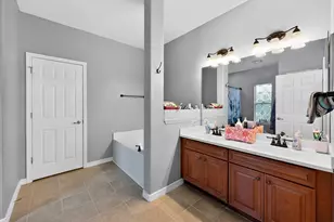 2409 Halfmoon Ln, Crestview, FL 32536 - Photo 29