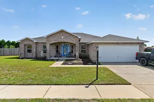 2409 Halfmoon Ln, Crestview, FL 32536 - Photo 1