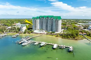 662 Harbor Blvd, Destin, FL 32541 - Photo 1