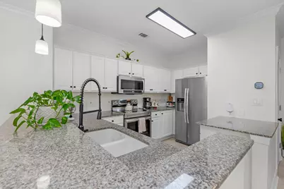 159 Brooks Street #UNIT 201, Fort Walton Beach, FL 32548 - Photo 3