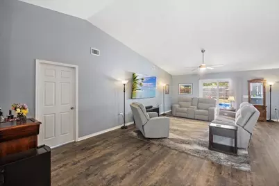 6474 Surfside Cove, Gulf Breeze, FL 32563 - Photo 13