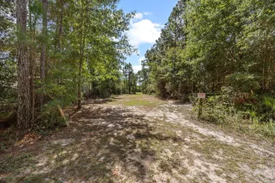 9251 Timber Lane, Navarre, FL 32566 - Photo 15