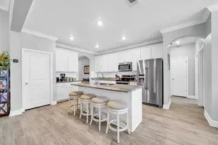 487 Coastal Breeze Dr, Freeport, FL 32439 - Photo 3