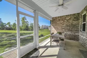 487 Coastal Breeze Dr, Freeport, FL 32439 - Photo 27