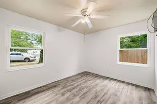 504 23rd St, Niceville, FL 32578 - Photo 9