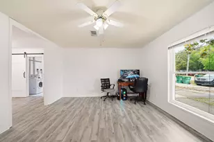 504 23rd St, Niceville, FL 32578 - Photo 5