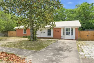 504 23rd St, Niceville, FL 32578 - Photo 3