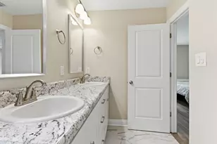 5624 Charter Cir, Gulf Breeze, FL 32563 - Photo 23