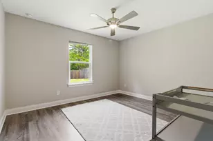 5624 Charter Cir, Gulf Breeze, FL 32563 - Photo 13