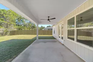 5624 Charter Cir, Gulf Breeze, FL 32563 - Photo 25