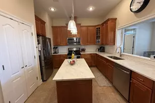 4410 Windlake Dr, Niceville, FL 32578 - Photo 9