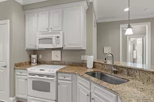 562 Falcon Trail, Niceville, FL 32578 - Photo 13