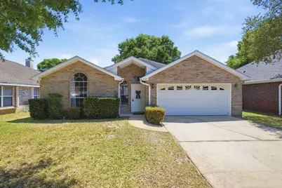 2196 Topaz Court, Fort Walton Beach, FL 32547 - Photo 1